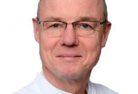 Prof. Dr. Volker Ragosch. Chefarzt Geburtsklinik Altona